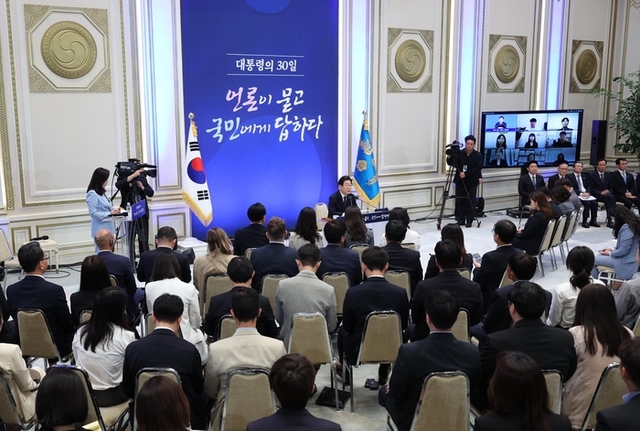 [이재명 대통령 취임] 30일 기자회견 핵심 정리: 민생&middot;평화&middot;성장 약속