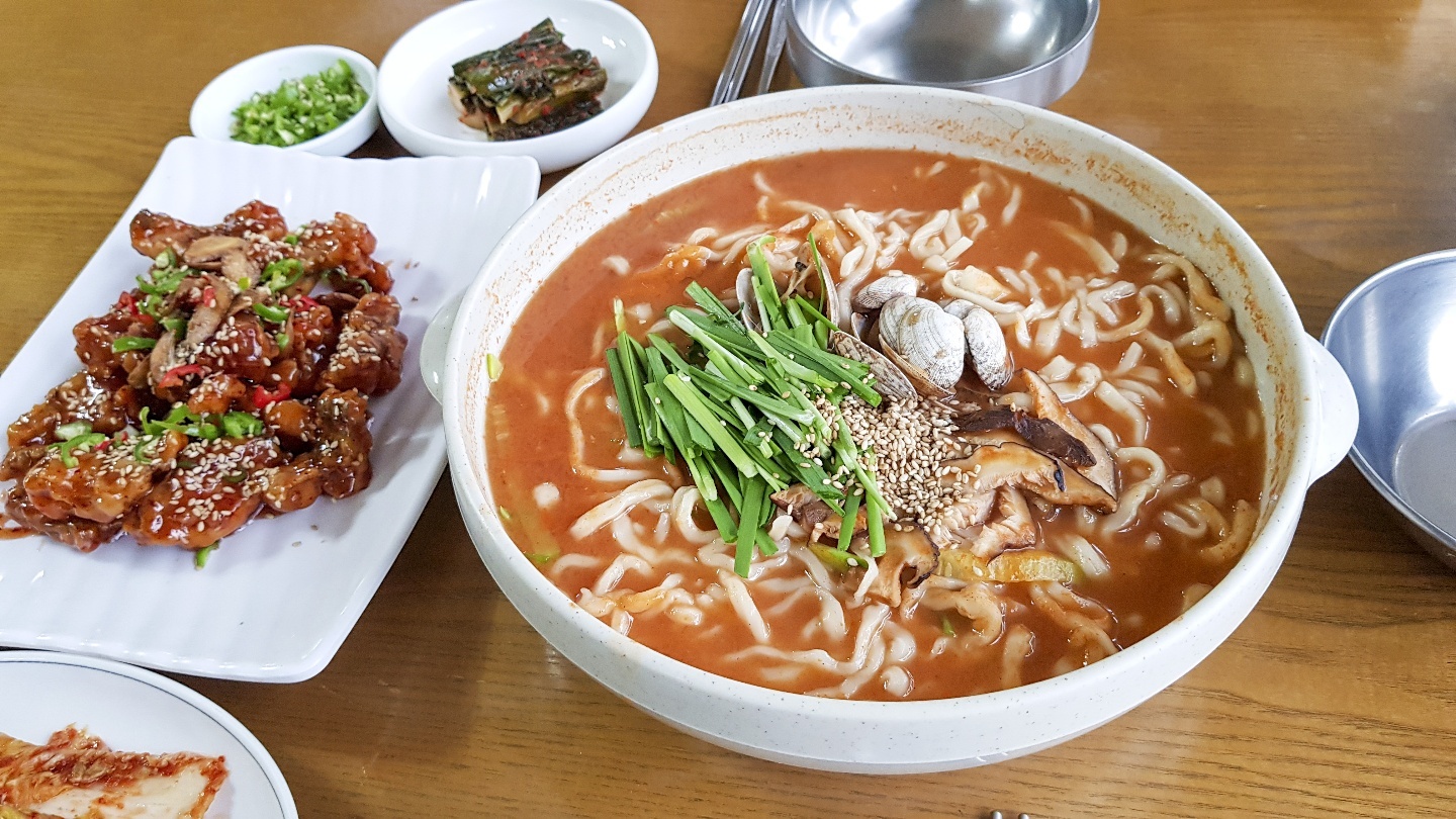 오늘N 속초 홍게 장칼국수 맛집(오늘은 국수 먹는 날)