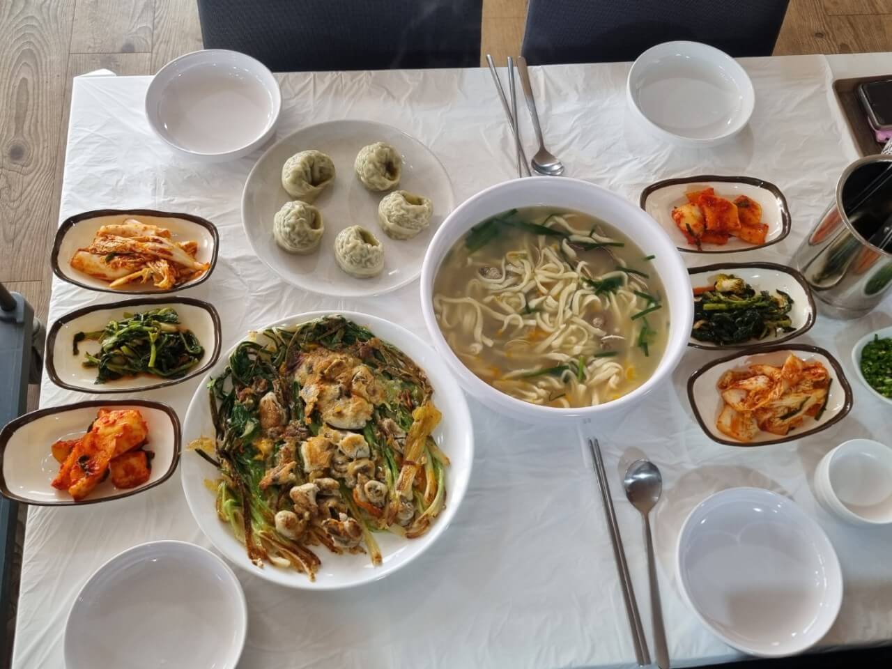 6시내고향 충남 서산 간월도 해물 손칼국수 맛집 간월도손칼국수