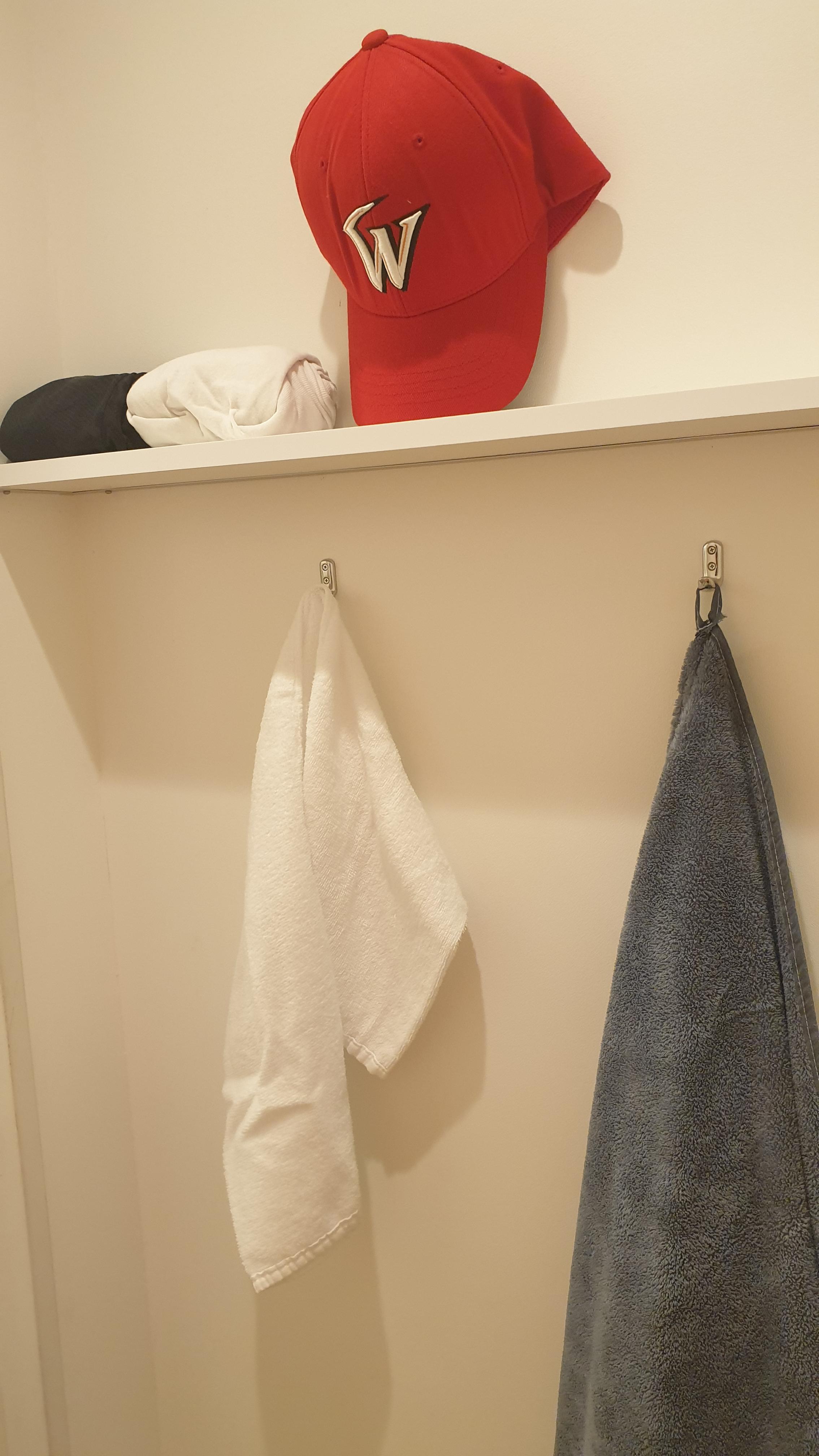 나가사키 게스트하우스 HaFH NAGASAKI SAI 샤워실 수납공간