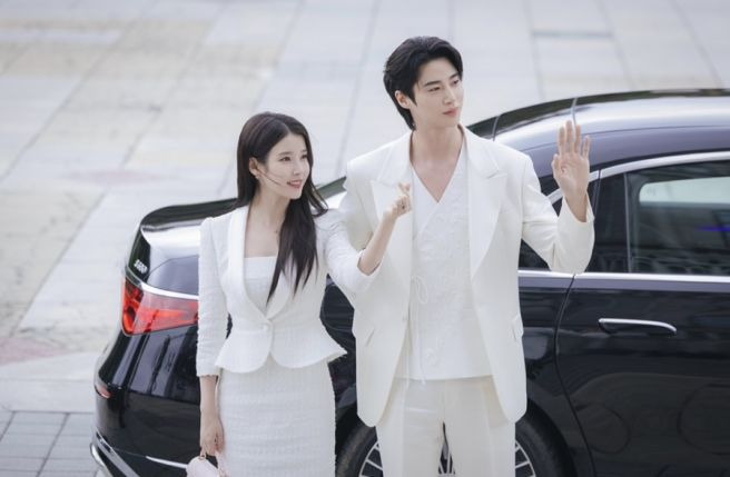 아이유 변우석 결혼