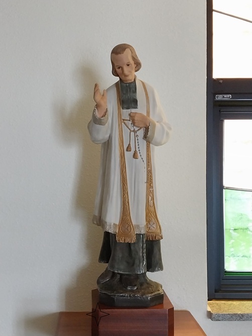 성 요한 마리아 비안네 사제 상 (청주 성화동성당)