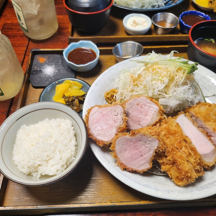 크레이지카츠 합정
