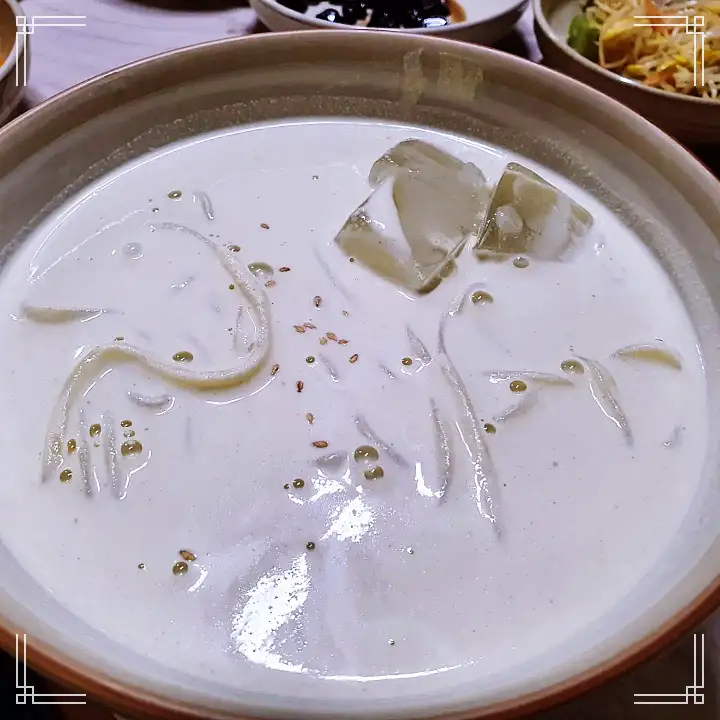 가평 가게 잣순두부전골 잣두부전골 두부 전골 신의 한 수 맛의 결정타 고소함의 극치 맛집 추천