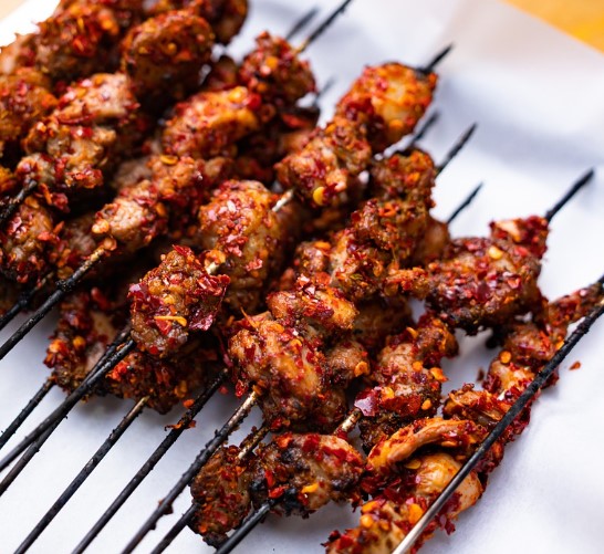 중국 양꼬치구이 사진입니다