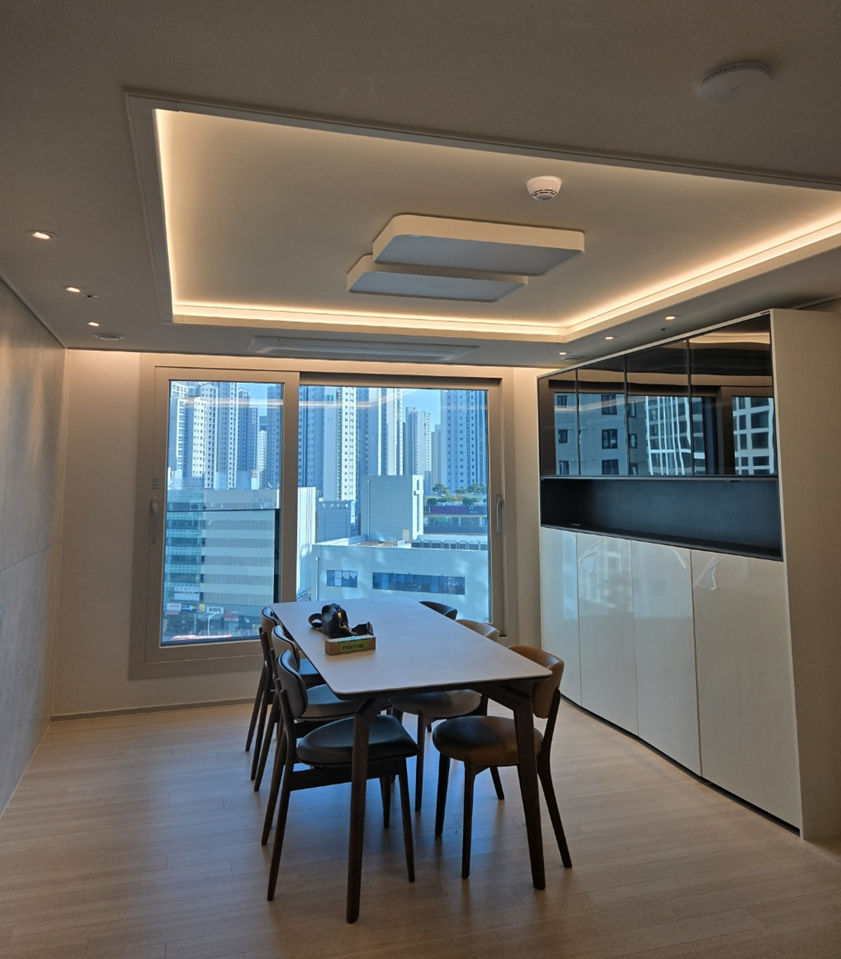 식탁 설치 사진