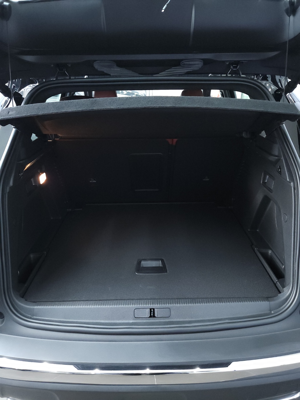 푸조 3008 제원 및 프로모션