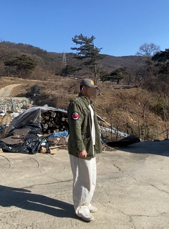 데일리룩('26.2.16.)아메리칸니들 ACDC 볼캡, 무신사스탠다드 슬리브 티셔츠, 폴로랄프로렌 M-65 야상자켓 빈티지 재킷, 무신사스탠다드 와이드 벌룬 팬츠, 아디다스 드래곤