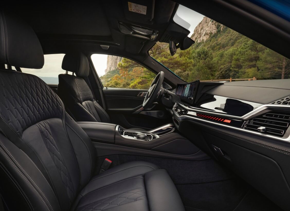 BMW-X6-앞좌석