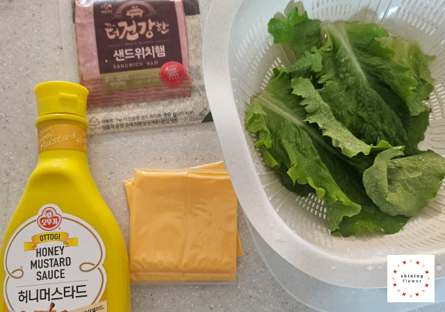 슬라이스햄-허니머스타드소스-슬라이스햄-상추
