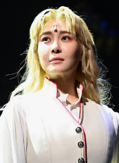 뮤지컬배우 옥주현 &amp;#39;베르사유의장미&amp;#39;
