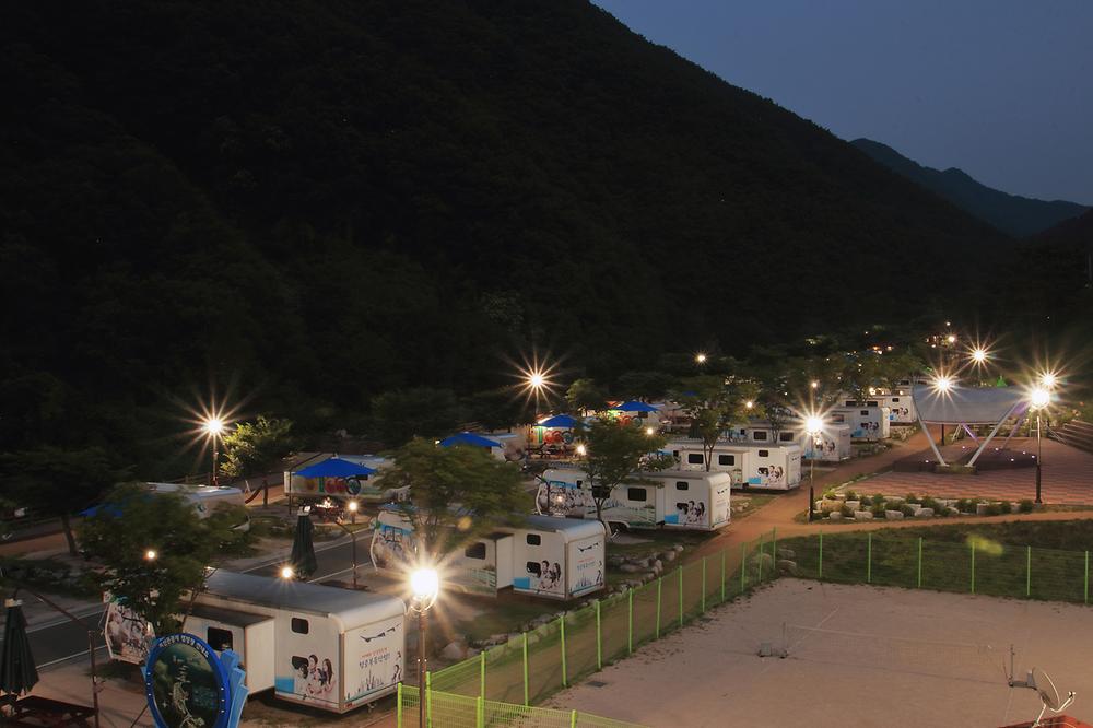 경북 치산관광지 카라반캠핑장 소개