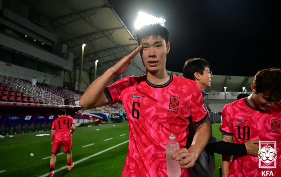 U-23 아시안컵 이영준 경례 세레머니