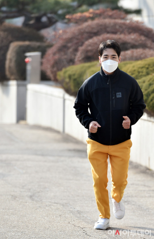 박군한영 열애