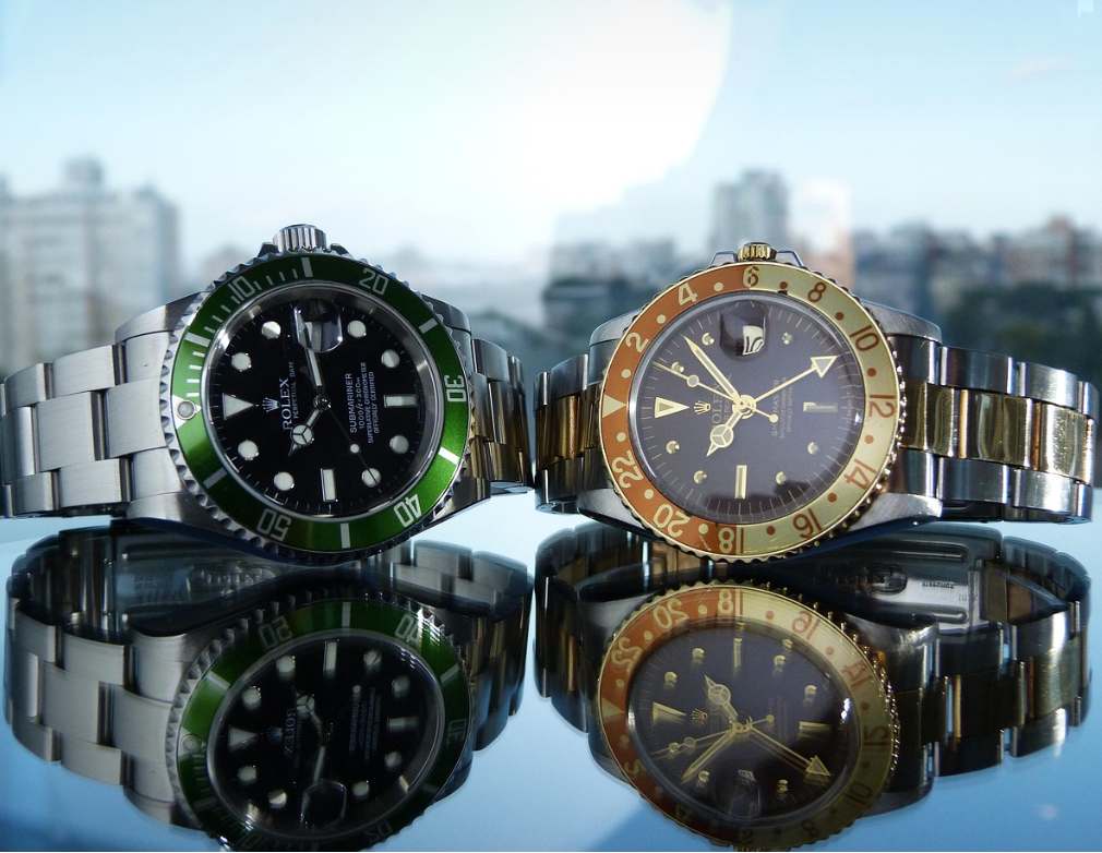 레거시 브랜드 vs. 신생 브랜드.