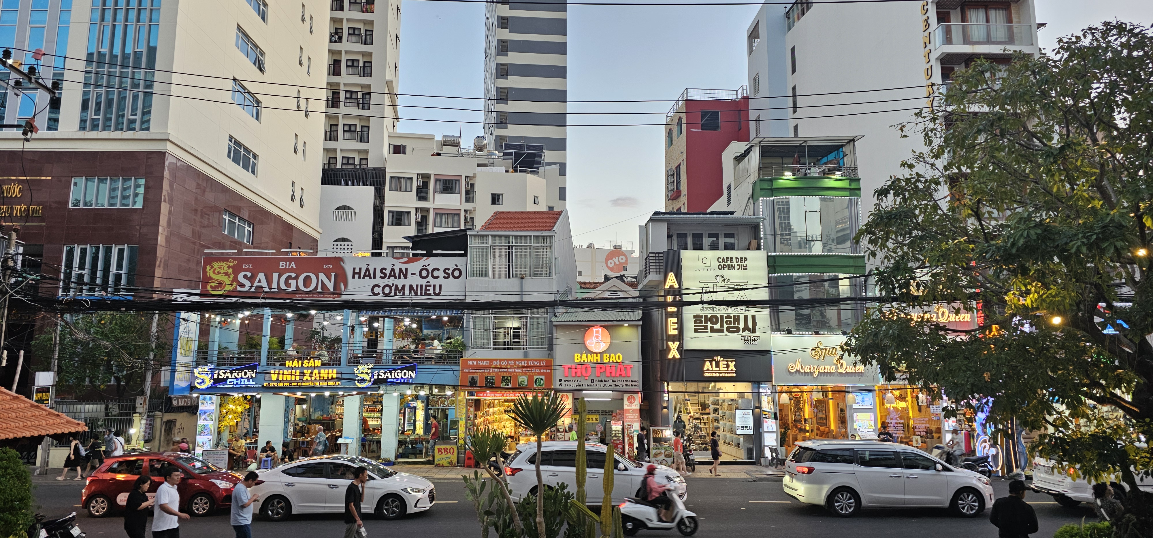 그린월드 앞 도로 사진