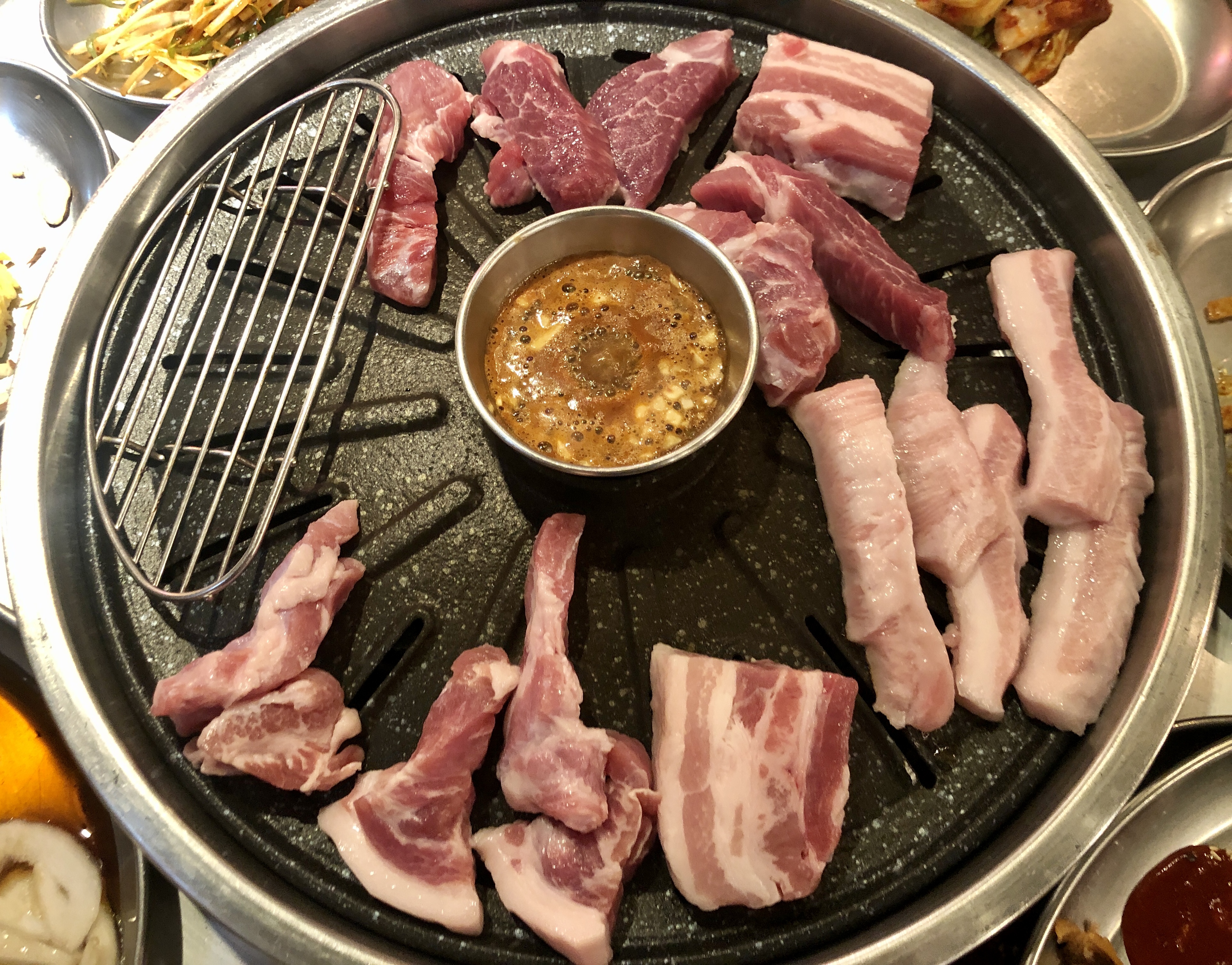 홍대 모임장소 쟁반집 고기