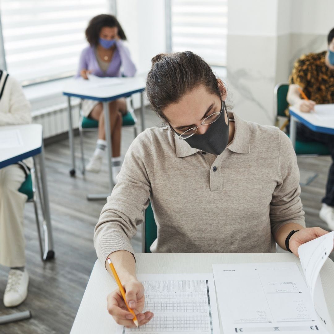 공인중개사 시험일정, 시험과목, 합격률, 전망