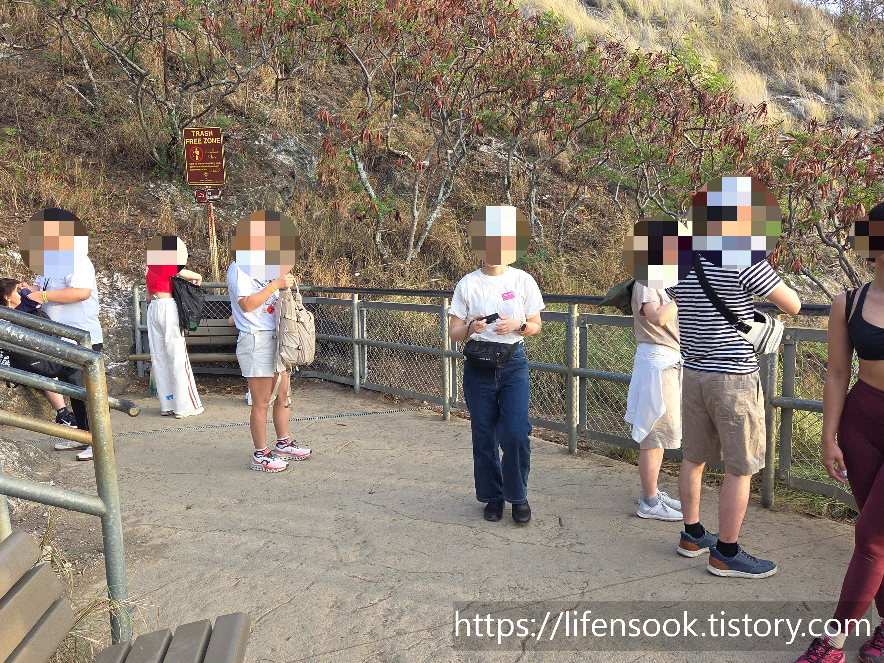 다이아몬드 헤드 정상으로 올라가는 길 2