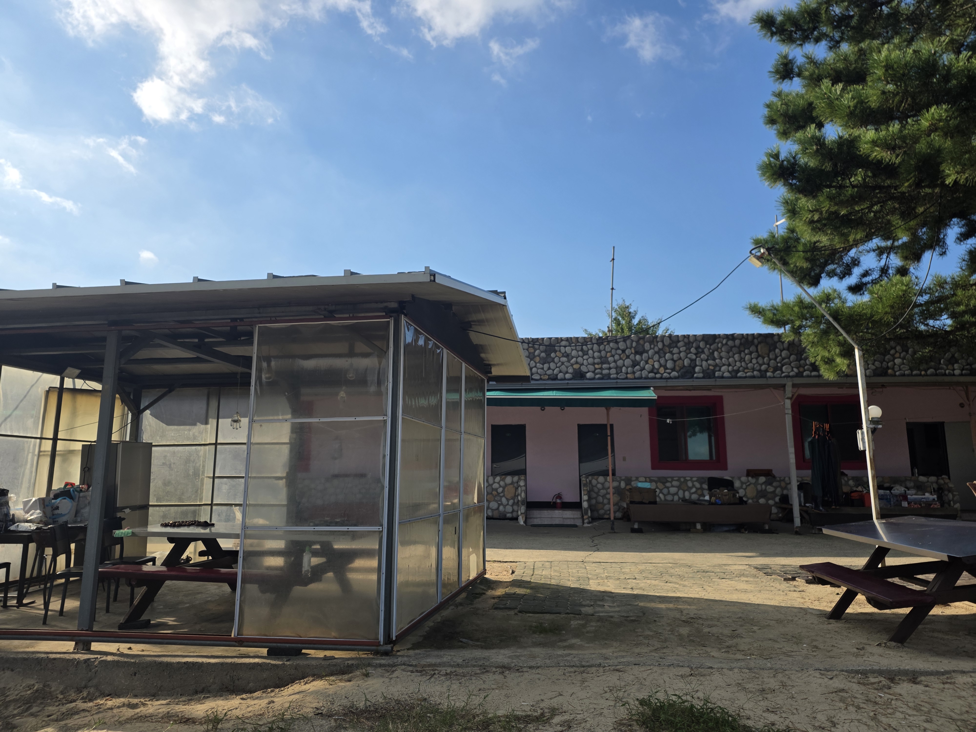 바닷가모텔 in 태안 (사계촬영지)