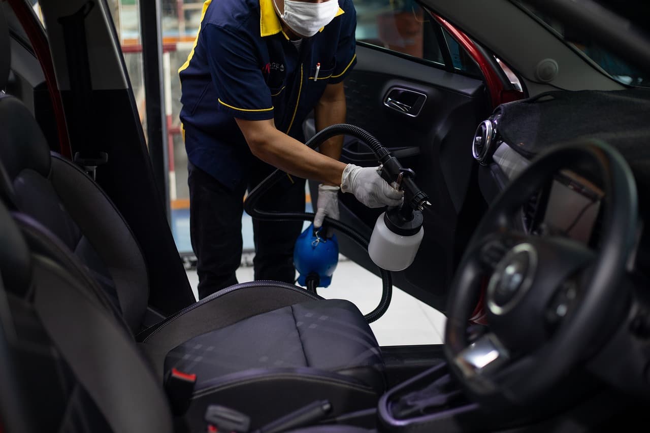 🚘 정밀세차 가격, 차종별·지역별 얼마나 차이 날까?