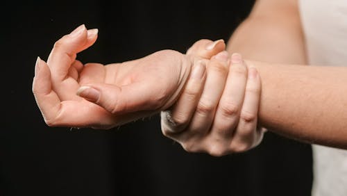 손목터널 증후군 모습