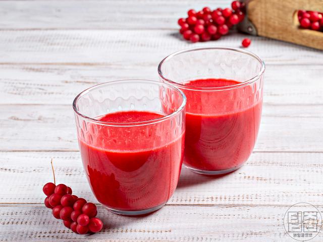 땀냄새 땀에 좋은 차 오미자차