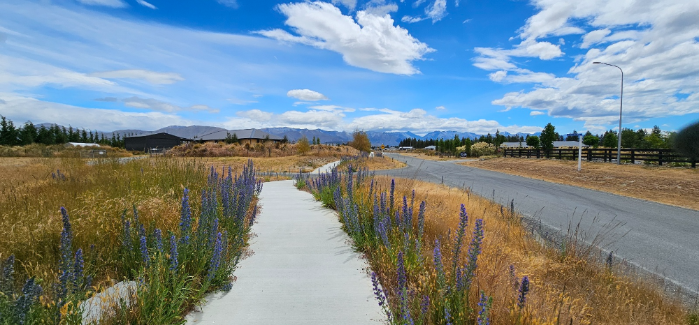 조용하고 한적한 시골 마을, 트와이젤