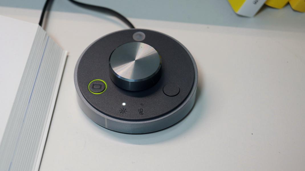 스크린바 플러스 아이케어 e리딩 램프 버튼