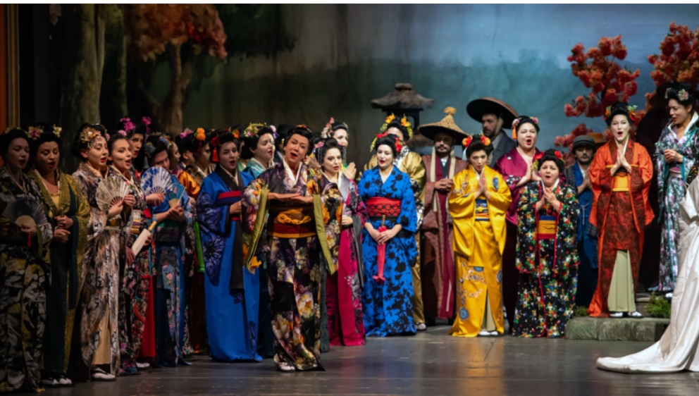 푸치니 오페라 나비부인 공연 무대 사진