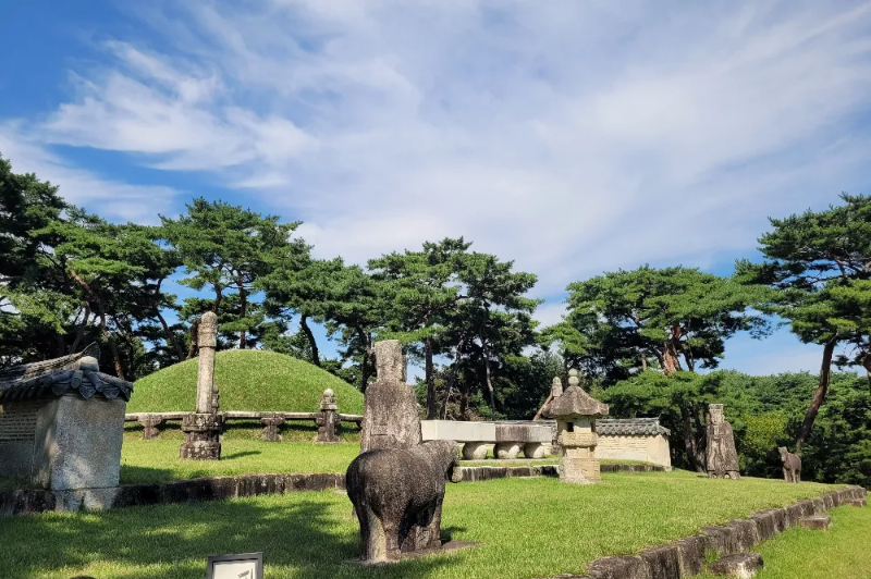 경기도 여주 세종과 소헌왕후 영릉 전경