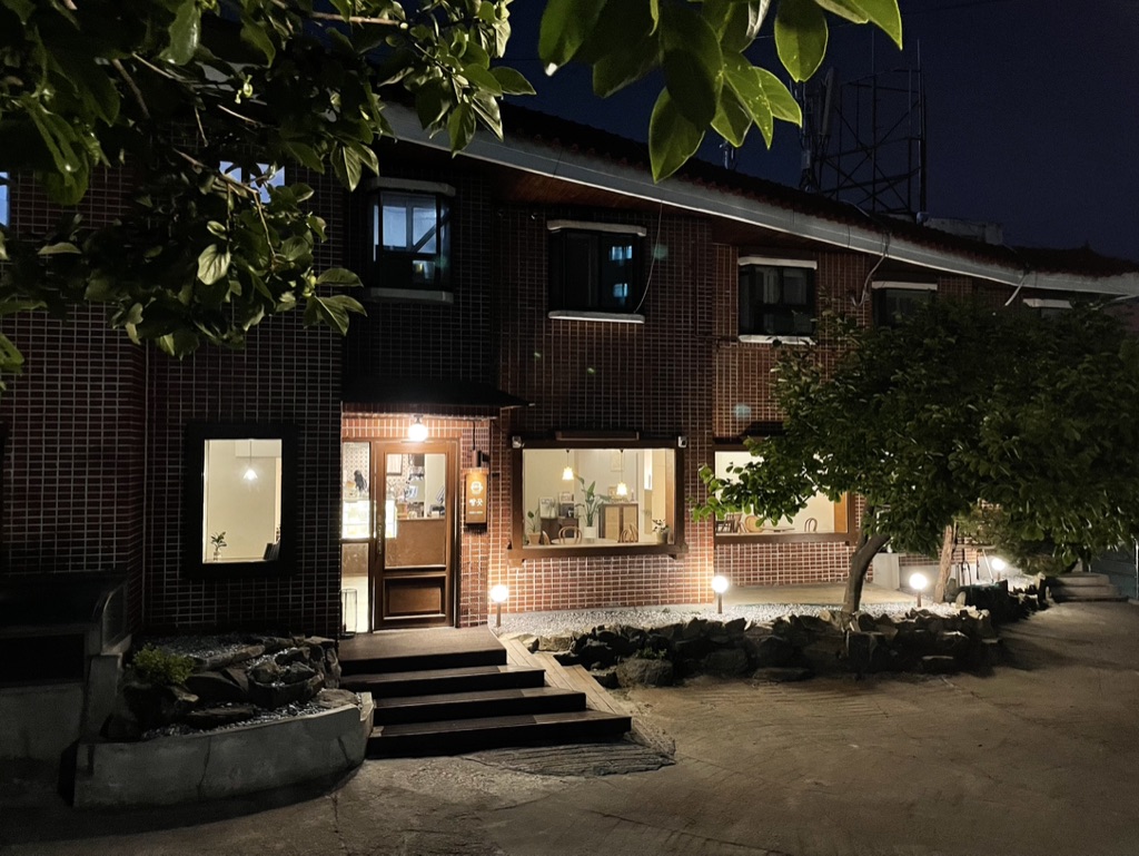 베이커리 빵끗 발견!