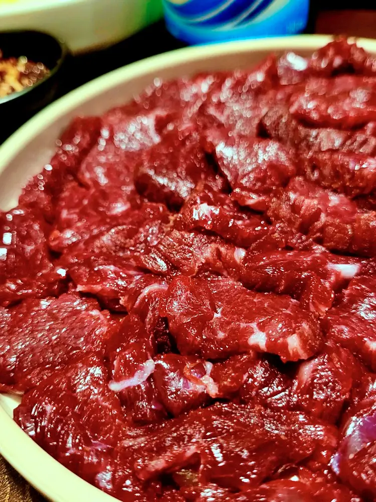 투데이 맛있는 메뉴 뭉티기 육회, 한우 아롱사태 수육, 소고기 전골, 오드레기 맛있는 족발집 추천 부산 수영 광안동 맛집