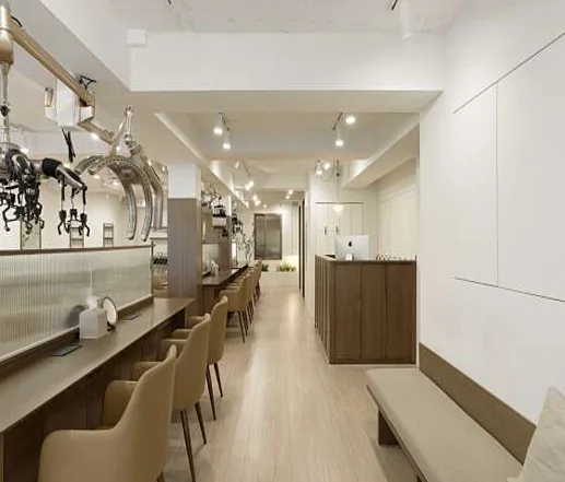 모어온헤어 강남점