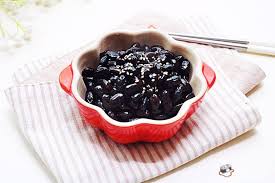 부드럽게 요리한 콩자반 완성 모습