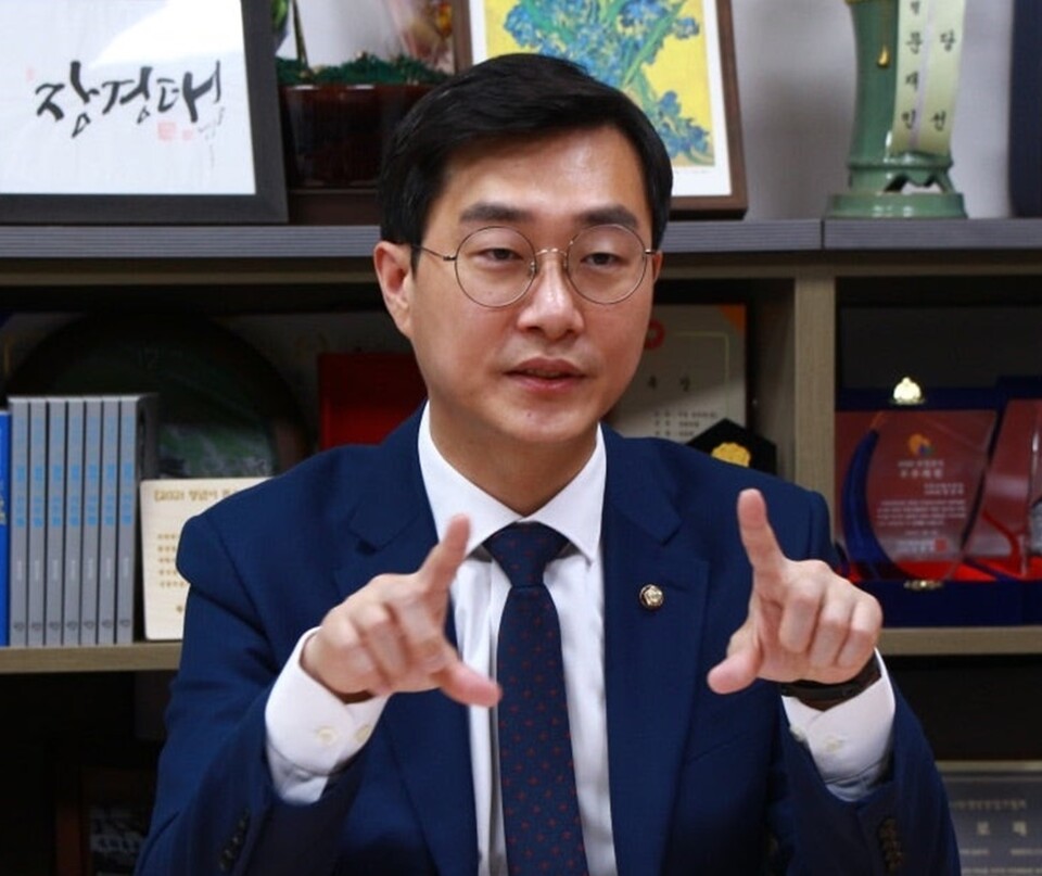 장경태 의원 국회의원 프로필과 재판 쟁점 관련 이미지