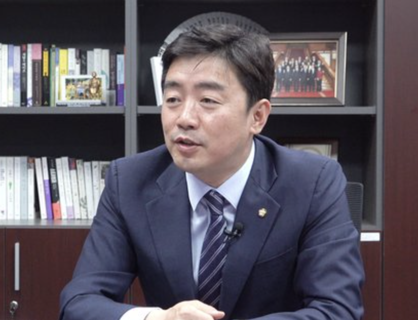 강훈식 인터뷰