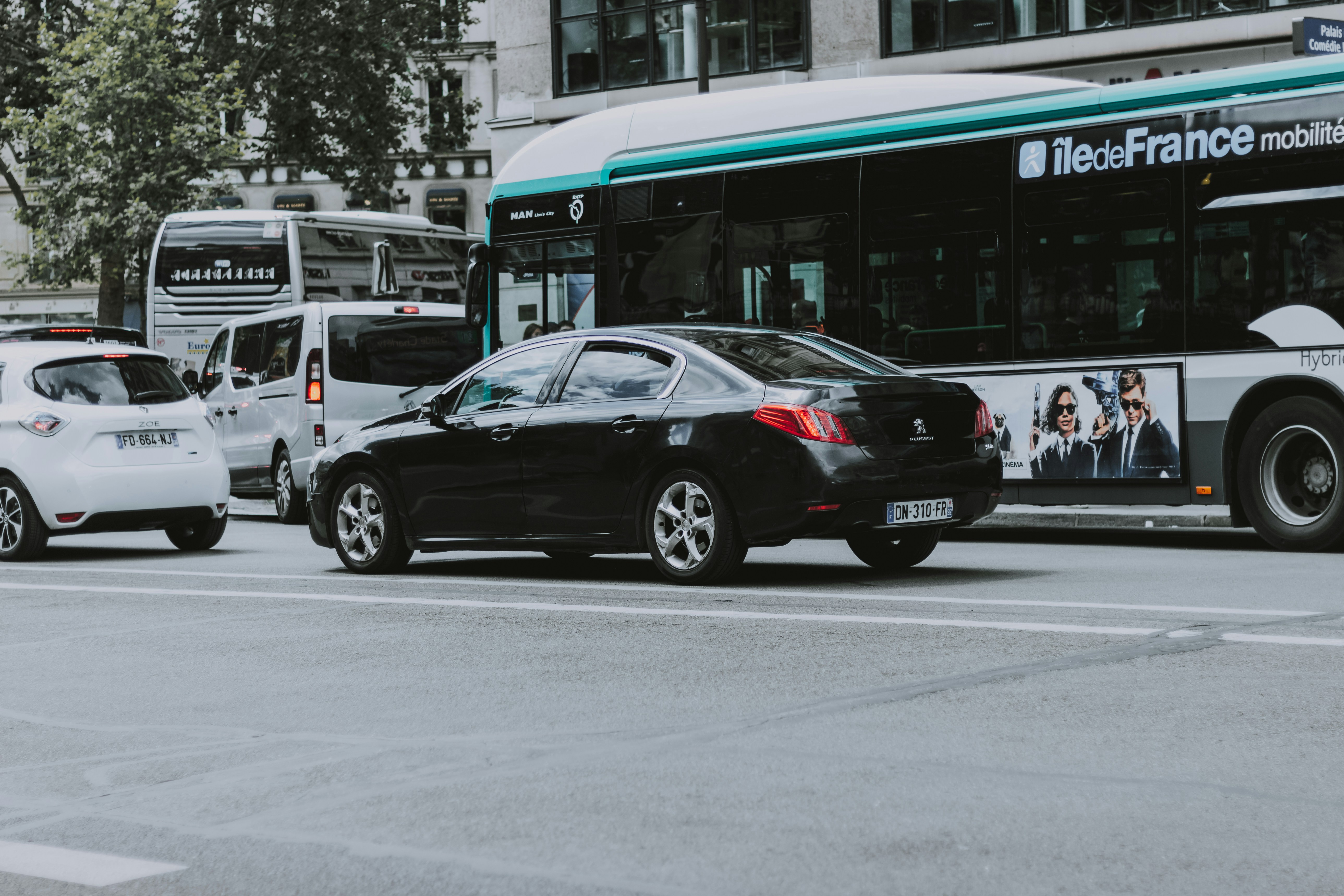 렌터카 vs 대중교통 관련 사진