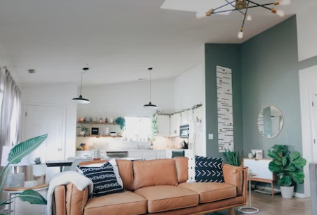 법정상속분액의-산정대상이-되는-아파트의-거실이-보인다