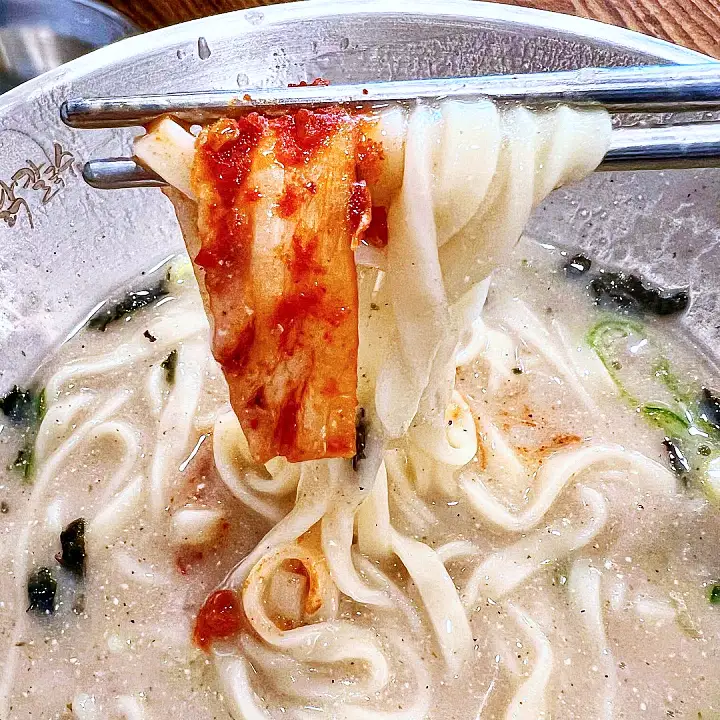 생활의달인 수타 자가제면 칼국수 달인 칼국수 맛있는 40년 식당 은둔식달 노포 아산 천안 맛집 정보