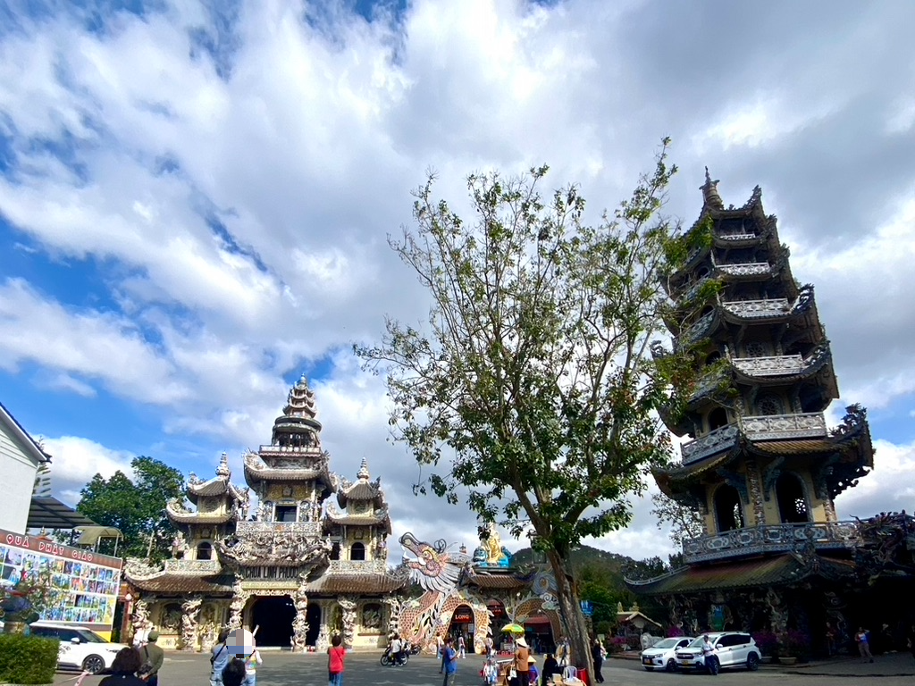 베트남-달랏-린푸억사원