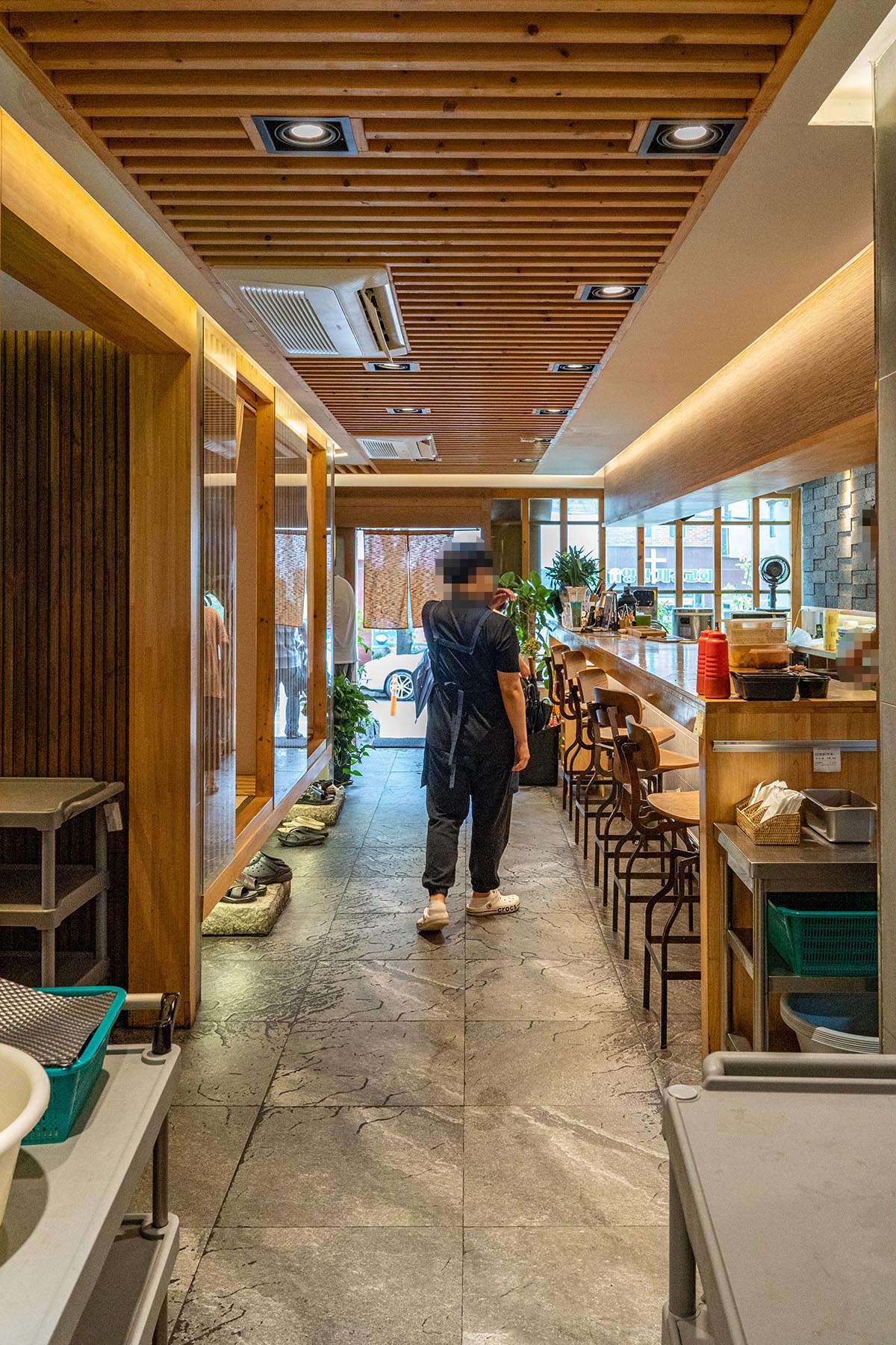 초밥정식당 내부