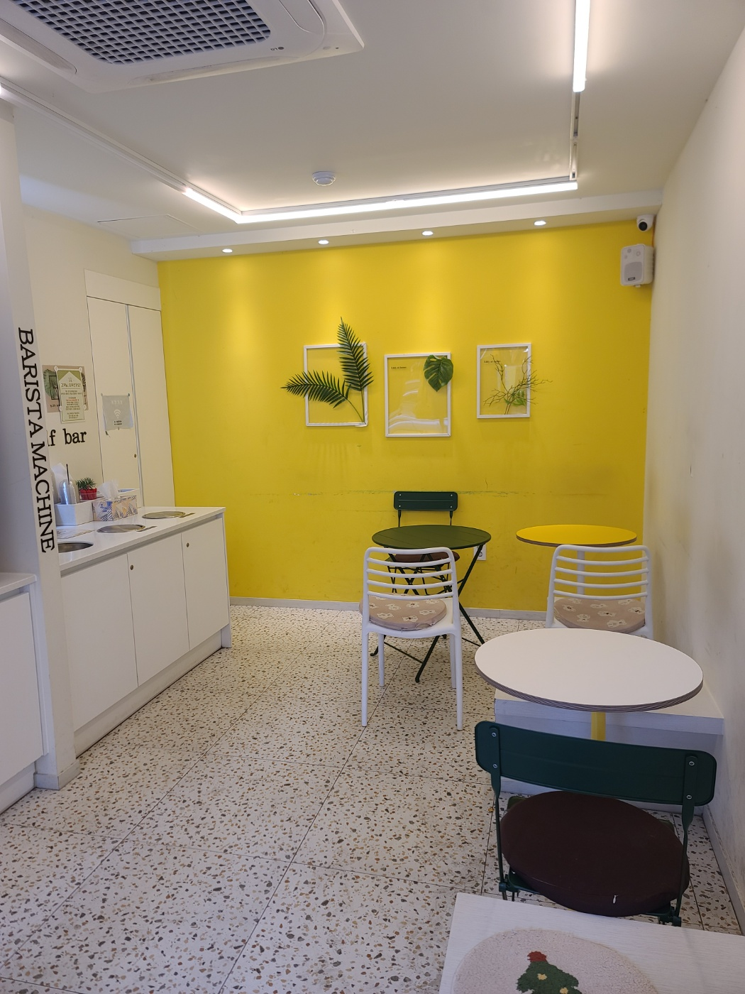 카페 내부 분위기