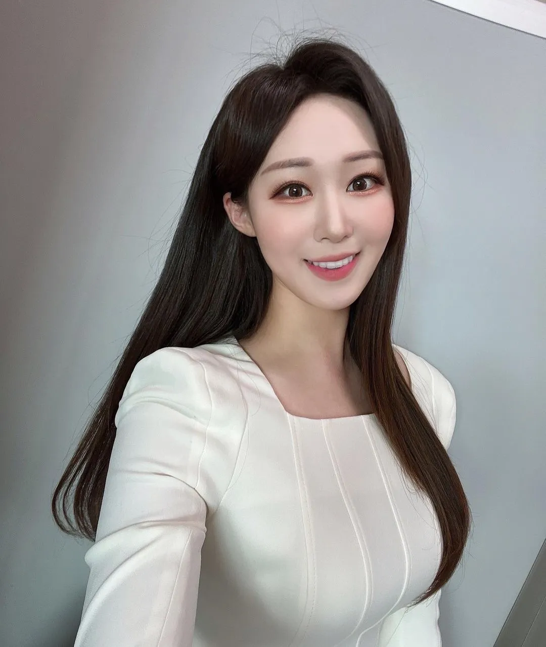 정민경 기상캐스터