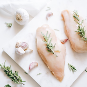 뱃살 빼는 효과적인 음식 닭가슴살