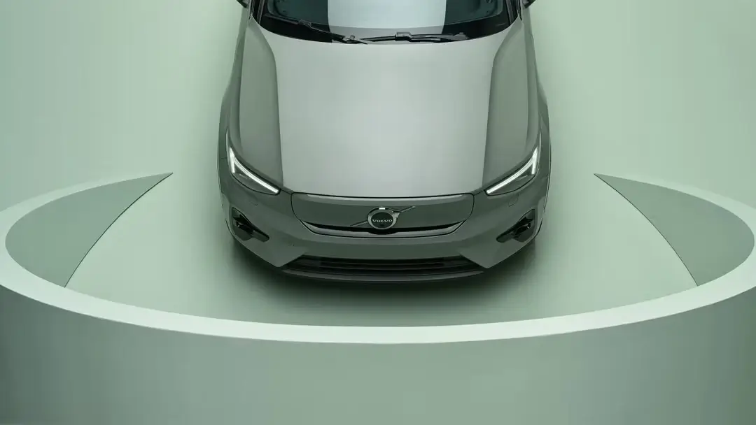 볼보 XC40 리차지 이미지 위에서 보는 모습