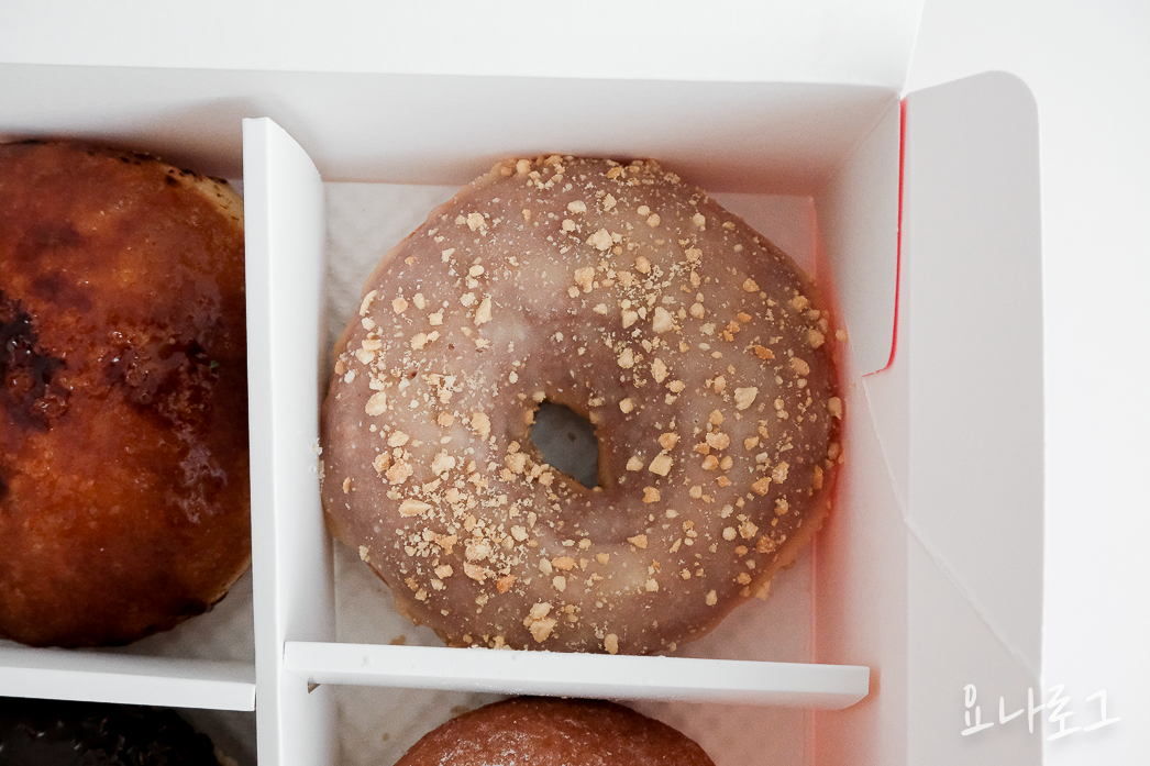 도넛맛집 도넛드로잉 드로잉도넛 판교도넛 미금도넛 분당도넛 판교카페 판교카페추천 미금카페 미금카페추천 분당카페 분당카페추천 분당브런치 판교브런치 브런치카페추천 초코도넛 피넛도넛 라즈베리도넛 우유생크림도넛