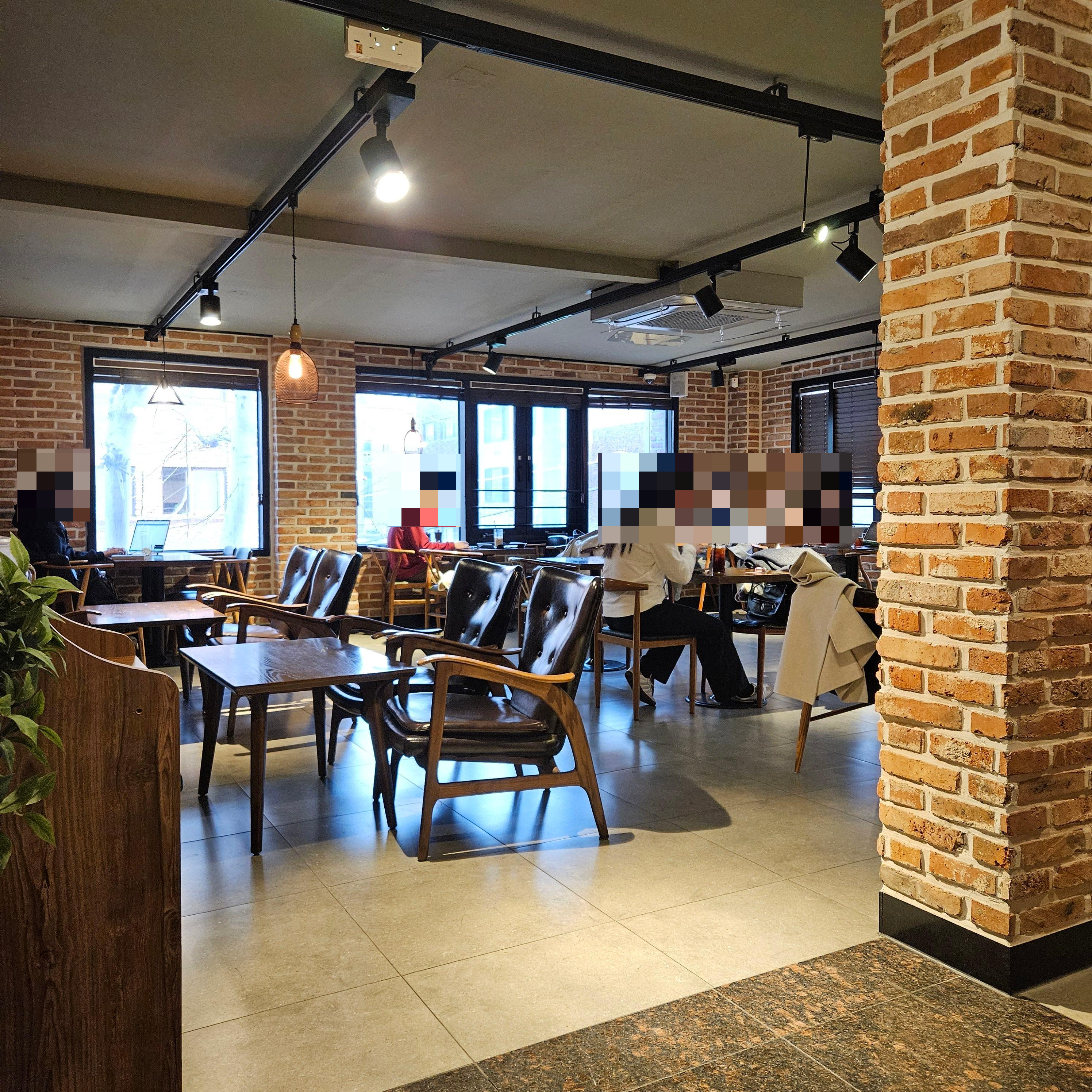 카페 구월 3층 좌석 사진