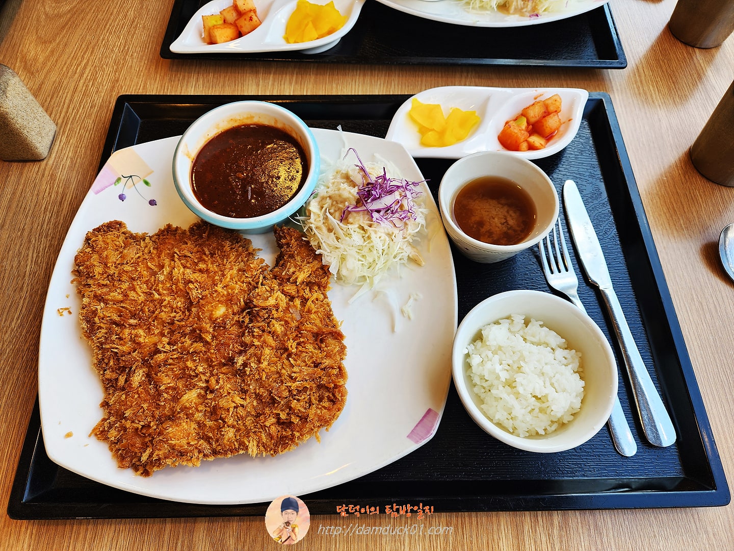 매운 특선 생돈가스