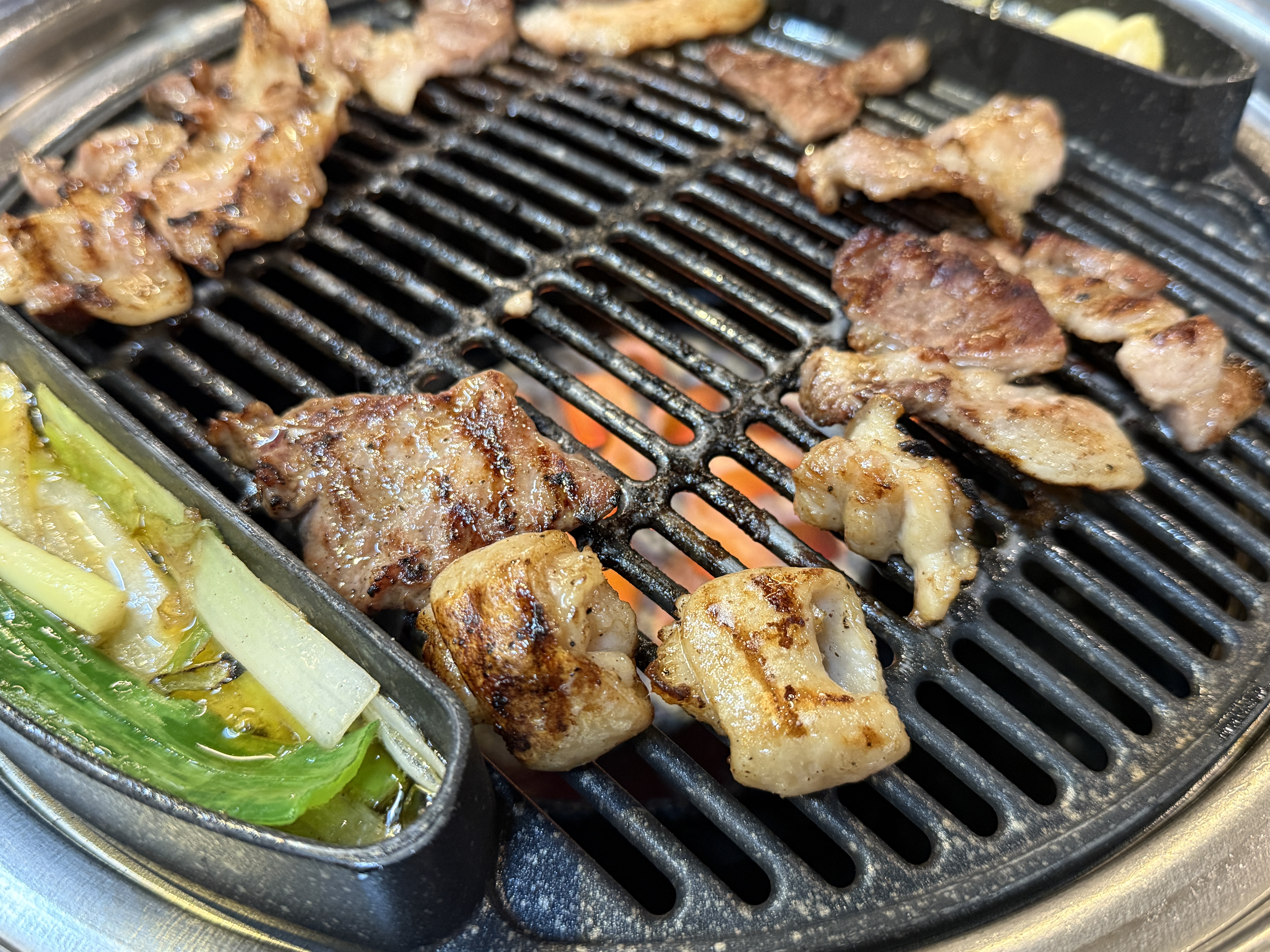 신중동 맛집 추천! 뒷고기 잘하는 통통돼지부속 내돈내산 후기